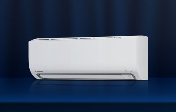 Dòng máy lạnh Daikin FTKB-ZVMV sở hữu ngoại hình hoàn toàn mới - Đường nét bo tròn mềm mại ở cạnh bên, viền miệng gió màu xám nổi bật